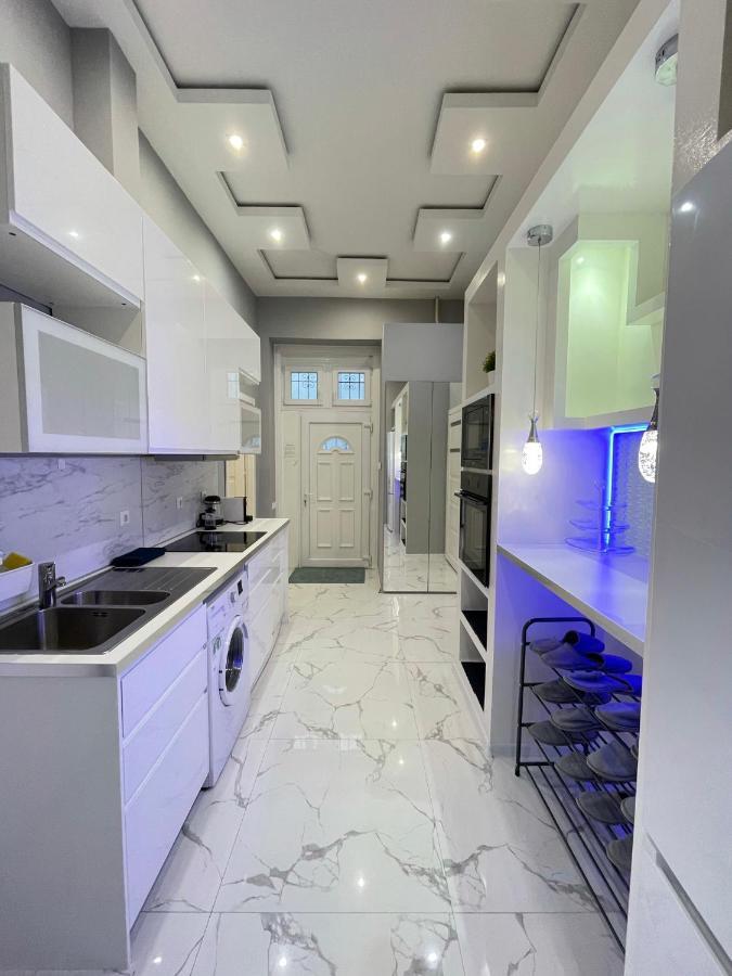 Deluxe Sapphire Residency - 4 Bedrooms Budapest Eksteriør bilde